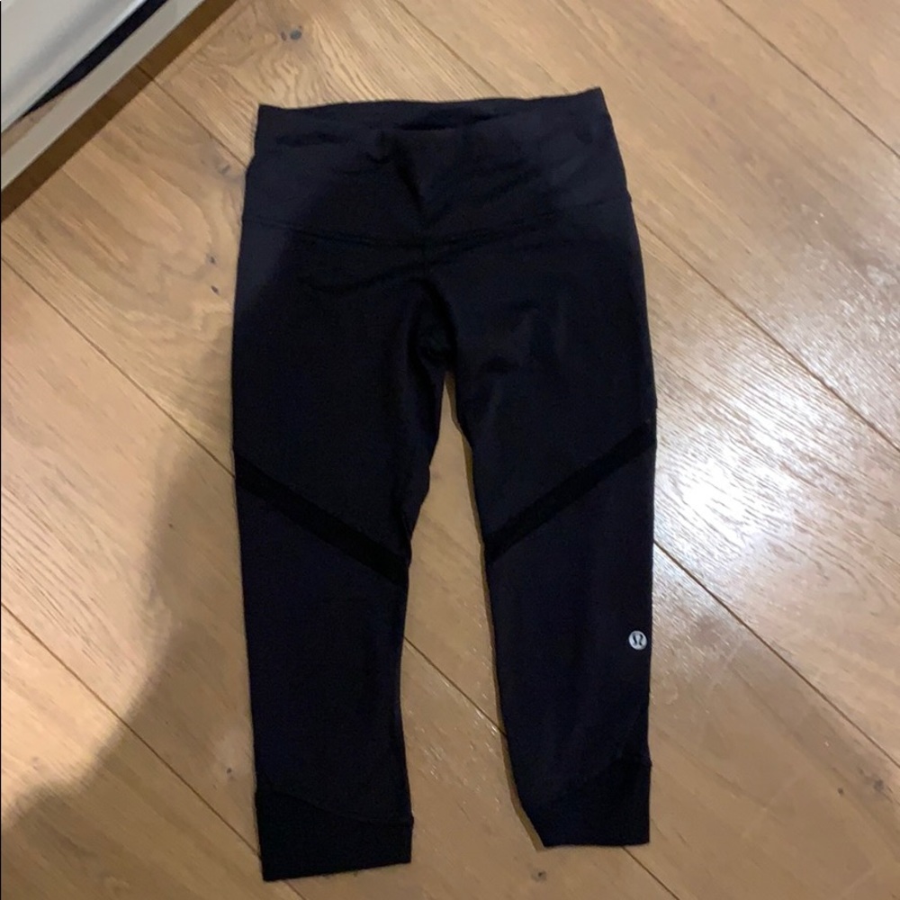 Lululemon mesh crops